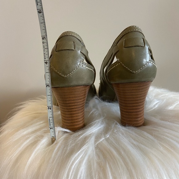 New Denver Hayes green leather heels - Picture 6 of 6